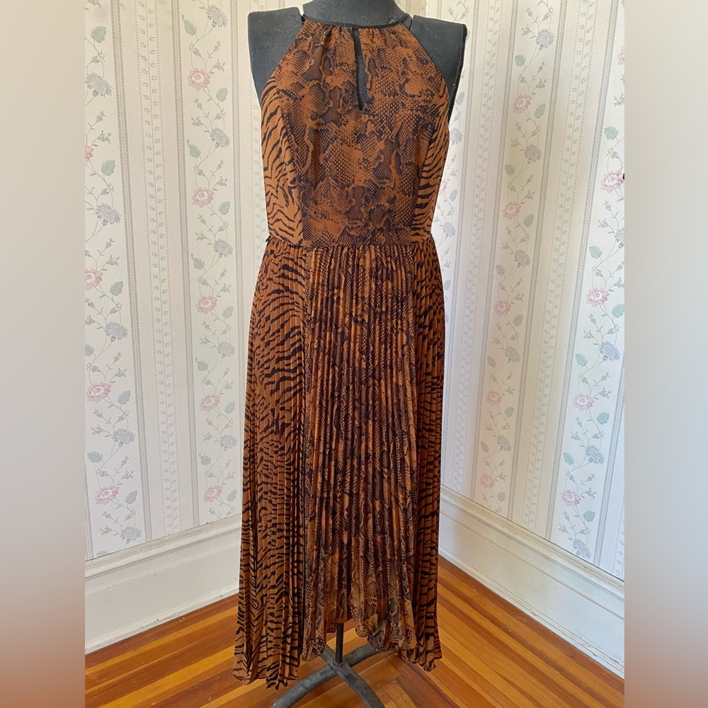 WHBM Animal print pleated dress